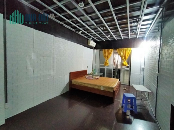 Giảm 700tr Bán GẤP! chỉ 62tr/m2 nhà Bồ Đề, ô tô cách 30m, 56m2x 2T, MT 3.5m, nhỉnh 3tỷ