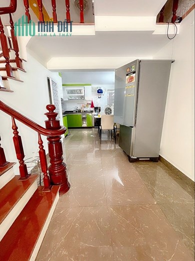 Bán nhà lô 22 Lê Hồng Phong, diện tích 38m 4 tầng GIÁ 5.2 tỉ vị trí đẹp