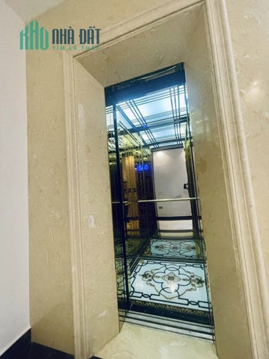 Bán nhà mới tinh mặt đường Khúc Thừa Dụ, 72m 4 tầng GIÁ 6.5 tỉ Thang Máy xịn sò