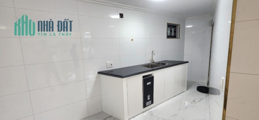 Bán nhà mặt đường Thiên Lôi, 46m 1.5 tầng GIÁ 5.5 tỉ vị trí cực đẹp, Hàng Hiếm