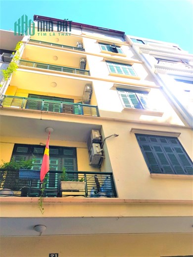 (Hiếm, mặt ngõ, mặt tiền 6m) Bán nhà Nguyên Hồng. 69m2, 4T