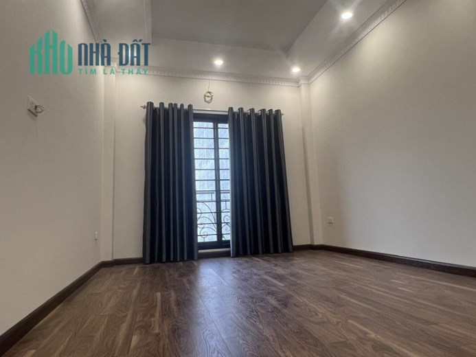 Bán nhà mới 4 tầng Ngọc Trì,Long Biên 38m2 full nội thất nhỉnh 4 tỷ