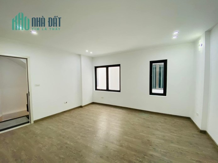 Tuyệt phẩm, nhà hiện đại nhất phố Khương Trung, nội thất long lanh, an sinh cực tốt, 5 tầng, 3.98