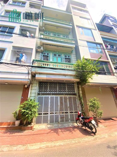 (Giảm 3 tỷ) Chủ cần bán gấp nhà Huỳnh Thúc Kháng 50m, hai thoáng, mt 4m