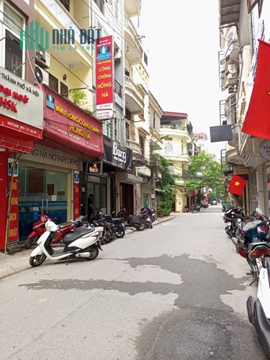 (Giảm 3 tỷ) Chủ cần bán gấp nhà Huỳnh Thúc Kháng 50m, hai thoáng, mt 4m