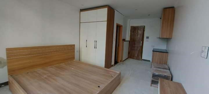 Bán Căn Hộ Dịch Vụ Ngõ 175 Lạc Long Quân 63m2 x 8 tầng thang máy, 13 phòng khép kín full nội thất,