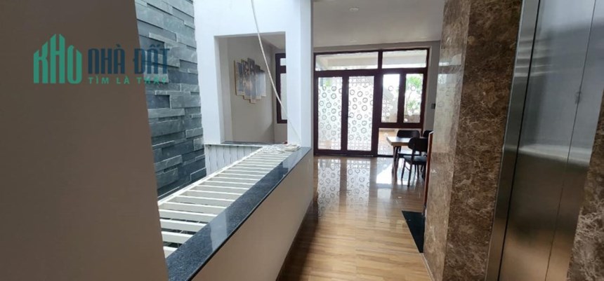 ► Mặt Tiền KĐT Ven Sông Hoà Quý, 122m2, 6 tầng, ngang 6m