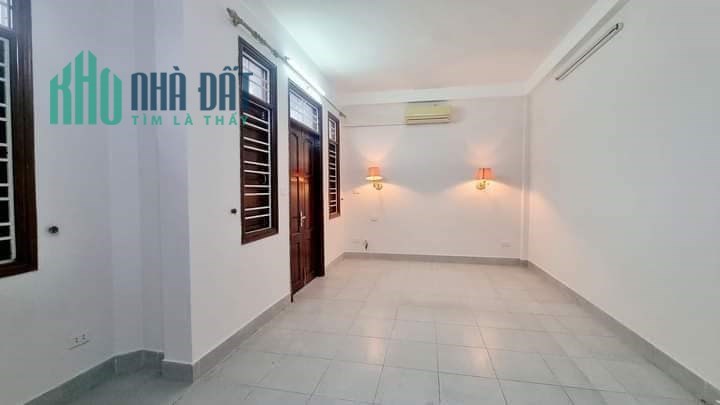 Bán Nhà Ngõ 276 Đường Nghi Tàm 98,2m2 x 4 tầng, mặt tiền rộng, 4 phòng ngủ, phân lô ô tô tải tránh,