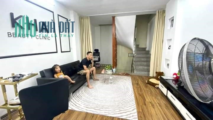 Bán Nhà Ngõ 144 Phố Quan Nhân 30m2 x 5 tầng, 3 phòng ngủ đầy đủ công năng, gần Phố ngõ nông, giá