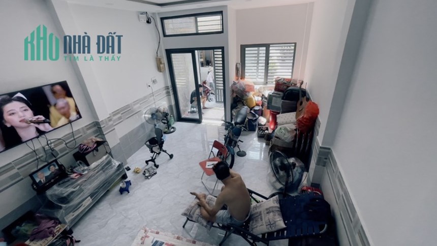 Nhà đẹp 1/ sát MT Âu Cơ quận Tân Phú 4 x 15-2 Tang hơn 4 tỷ TL CC