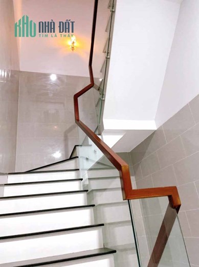 Bán Nhà Gần Ngã Tư Cầu Vượt Linh Xuân Thủ Đức 62m2_5.5x14m, 3T Chỉ Nhỉnh 4 Tỷ An Ninh