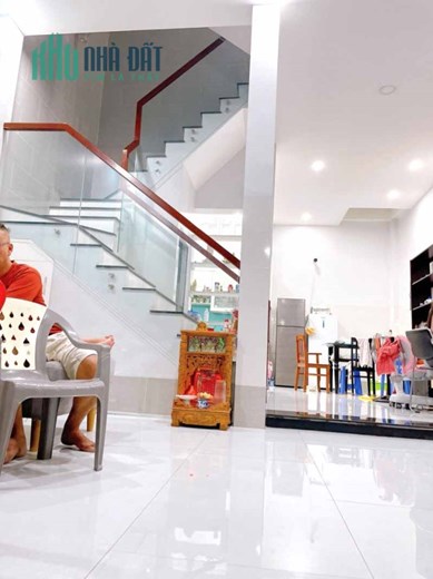 Bán Nhà Gần Ngã Tư Cầu Vượt Linh Xuân Thủ Đức 62m2_5.5x14m, 3T Chỉ Nhỉnh 4 Tỷ An Ninh