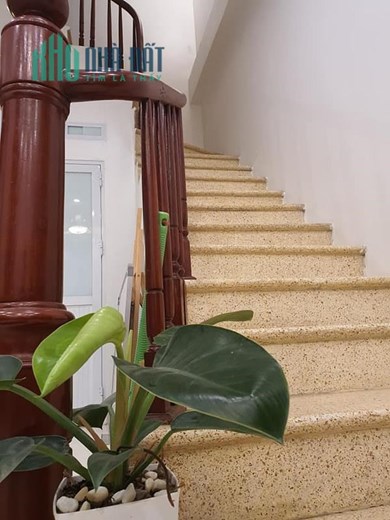Bán nhà Doãn Kế Thiện: 31,2mx 5 tầng, ngõ nông, Ở ngay-Giá 3,23 tỷ