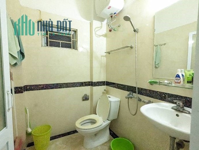 BÁN NHÀ KIM NGƯU, SÁT PHỐ, SỔ VUÔNG ĐẸP, 35m x 5T, 4 NGỦ, NHỈNH 3 TỶ 0901753139