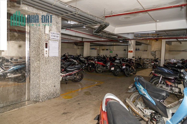 Bán Toà nhà 7 Tầng đường Trường Chinh - Tân Hải, 62PN, DT: 10x40m, giá 37 tỷ (TL)