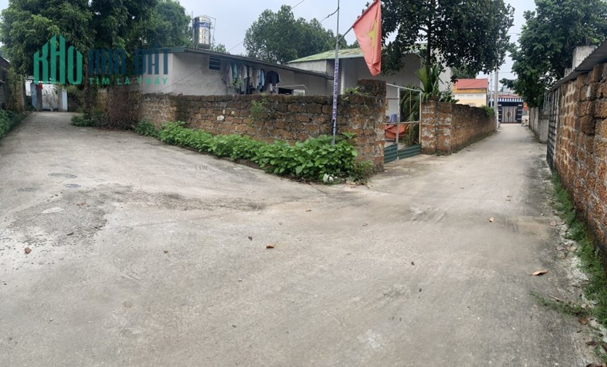 Vài trăm triệu lô 80m2 mặt tiền 5,1m. Nở hậu thu hút tài lộc. 
 trục chính liên thôn, kinh doanh