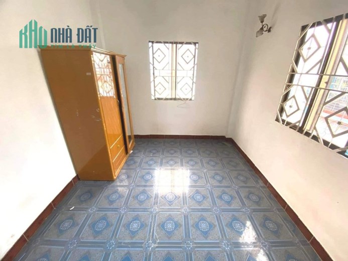 BÁN NHÀ HXH TRÁNH NGAY CHỢ PHÚ LÂM, NGAY CHỢ PHÚ LÂM, 80m2, 3 tầng,RẺ NHẤT KHU VỰC.