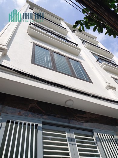 BÁN NHÀ  PHỐ ĐÔNG NGẠC -BẮC TỪ LIÊM - VỊ TRÍ TRUNG TÂM   

  CHO THUÊ , KINH DOANH  !! DT 50m2, -
