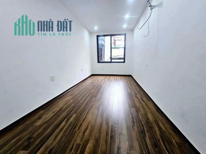 GIÁ: 1 TỶ NHÀ 4 TẦNG 3 NGỦ GIẤY TỜ SỔ ĐẦY ĐỦ HỘ NHẨU TẠI QUẬN HAI BÀ TRƯNG .