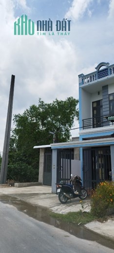 Bán căn nhà 100mv huyện Bình Chánh