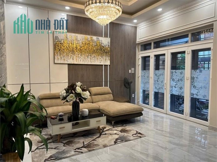 NHÀ SÁT CÔNG VIÊN NGANG 6.4M CỰC THOÁNG 5 TẦNG.NGAY TRUNG TÂM Q1. DTCN 115M2. CHỈ 29 TỶ. TẶNG TẤT