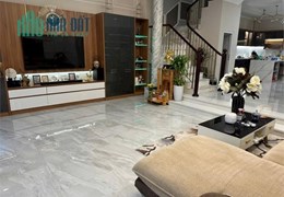 NHÀ SÁT CÔNG VIÊN NGANG 6.4M CỰC THOÁNG 5 TẦNG.NGAY TRUNG TÂM Q1. DTCN 115M2. CHỈ 29 TỶ. TẶNG TẤT