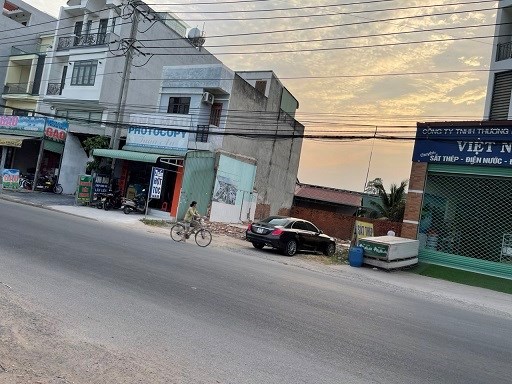 BÁN LÔ ĐẤT MẶT TIỀN ĐƯỜNG NGUYỄN THỊ TƯƠI-TÂN PHƯỚC-PHƯỜNG TÂN BÌNH-TP DĨ AN BÌNH DƯƠNG