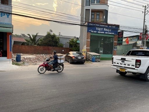 BÁN LÔ ĐẤT MẶT TIỀN ĐƯỜNG NGUYỄN THỊ TƯƠI-TÂN PHƯỚC-PHƯỜNG TÂN BÌNH-TP DĨ AN BÌNH DƯƠNG