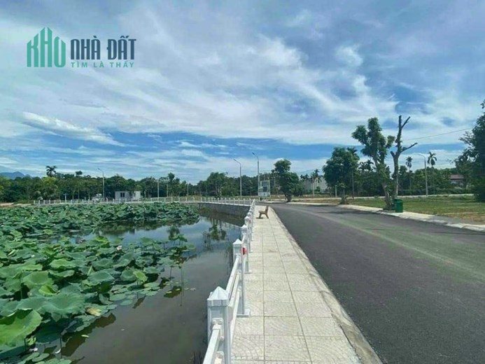 Lô đất 92,6m2 hướng đông nam mặt hồ Sen Lotus Linh sơn Bình Yênn - Sát quốc Lộ 1 Hòa Lạc, sát ngay