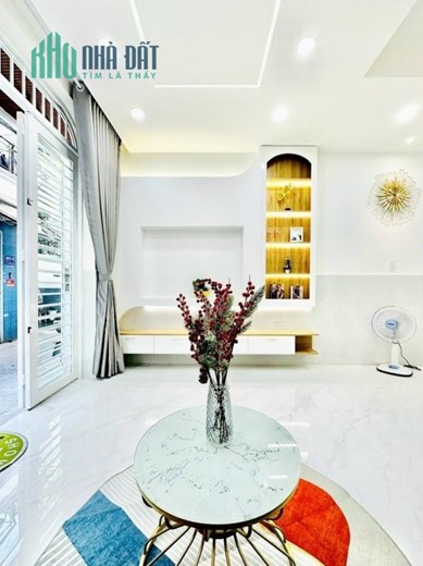 THỐNG NHẤT - GÒ VẤP - HẺM THÔNG - 40M2 -  ( 4.25 x 9.5 )  - 2 TẦNG - 2 PHÒNG NGỦ - ĐẦY ĐỦ NỘI THẤT