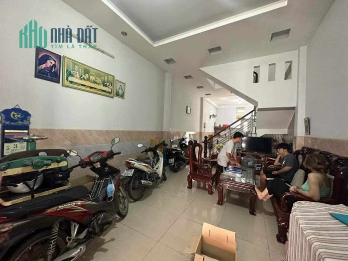 Mặt tiền KD HXH hiếm nhà bán, 80m2, 2T hơn 4 Tỷ, Hà Huy Giáp, Quận 12