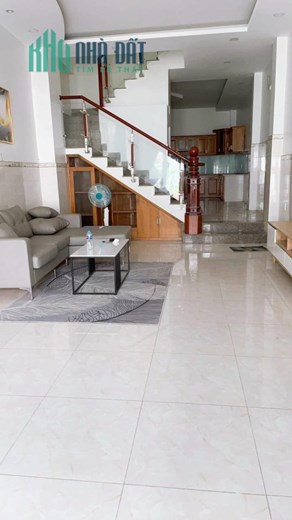Bán nhà SỔ HỒNG đường Trường Chinh, diện tích 62.5m2 chỉ nhỉnh 3 tỷ.