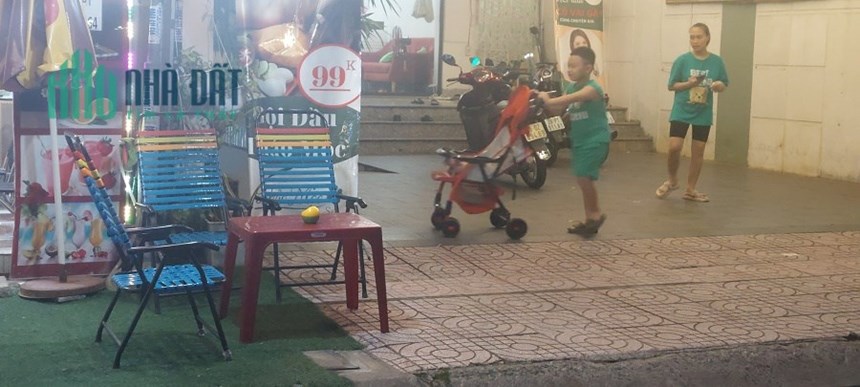 Sang quán Cafe Mặt Tiền 32 Nhất Chi Mai, P13, quận Tân Bình