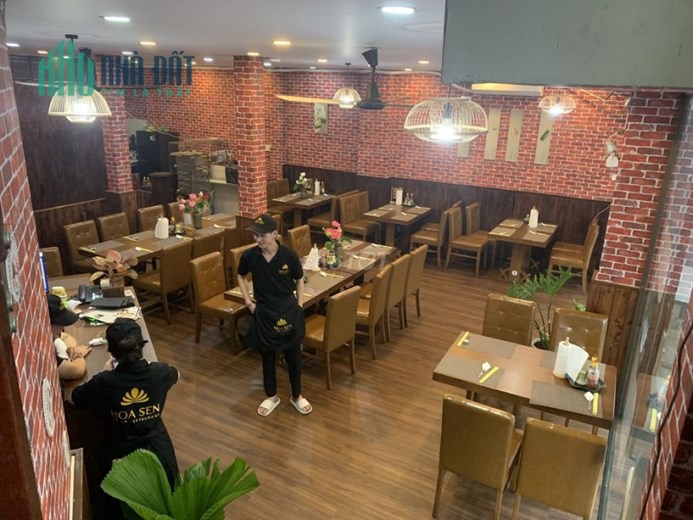 NHÀ 4 TẦNG MT ĐƯỜNG ÚT TỊCH, ngang 10 x10m