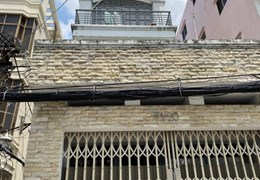Bán Nhà Đinh Tiên Hoàng Bình Thạnh. DT: 70m2. LH: 0932155399.
