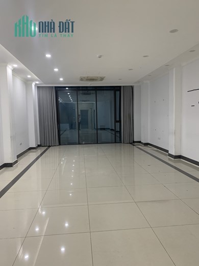 TUYỆT !! Cho thuê tòa văn phòng Nguyễn Khang 100mx8T thang máy thông sàn CG hơn 50 tr
