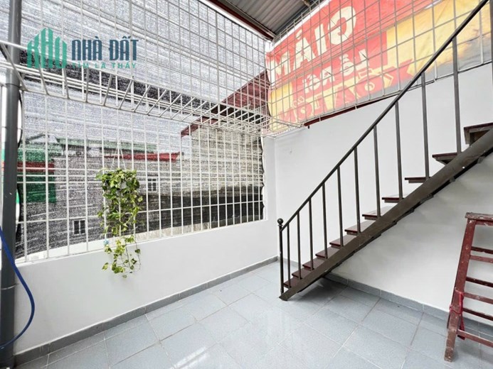 Ra Mắt Siêu Phẩm Chợ Đôn - 3,5 Tầng