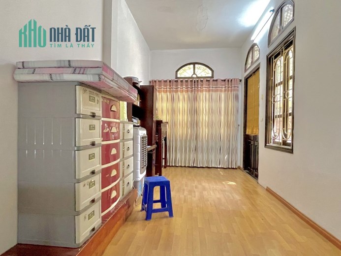 TRẦN CUNG - CẦU GIẤY - PHÂN LÔ Ô TÔ TRÁNH - LÔ GÓC - 50M2 X 3 TẦNG - THỬA ĐẤT VUÔNG ĐẸP - NHỈNH 7