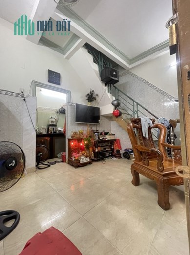 739 XÔ VIẾT NGHỆ TĨNH - P26 - BÌNH THẠNH 25M2 ( 4.4 x 6 ) NHÀ 1 TRỆT + 1 LẦU - 2PN - 2 WC. SÁT VÁCH