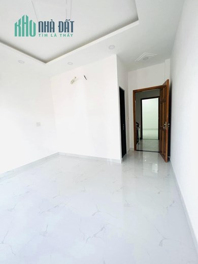 RẺ NHẤT KHU PHÂN LÔ - LÊ VĂN QUỚI - 54M2 - 5 TẦNG - 5 TỶ - CHỈ NHỈNH 6 TỶ