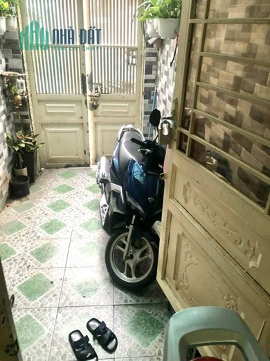 BÁN NHÀ HXH6M KHU BÀ CHIỂU BÌNH THẠNH GIÁP QUẬN 1 - 50M- 2 TẦNG- CHỈ 3 TỶ NHỈNH