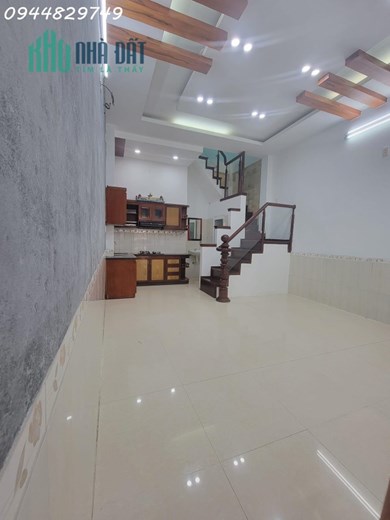 Cần gấp bán nhà 3 tầng - Gần kiệt ô tô 5m Hà Huy Tập, Quận Thanh Khê, Đà Nẵng - Giá sốc 2,2 tỷ