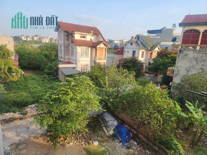 Nhà Mới Đẹp Ở Luôn-Gara Ô Tô-Thôn Nhì-Vân Nội-Đông Anh-DT 45m²-MT 3,7m-3 Tầng-Nhỉnh 2 tỷ