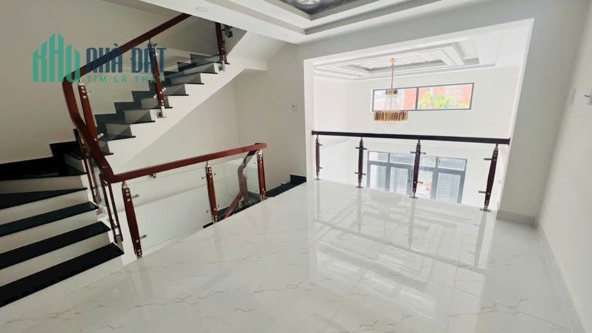 BÁN NHÀ KDC HOÀNG HOA NGUYỄN BÌNH, NHÀ MỚI, 5PN