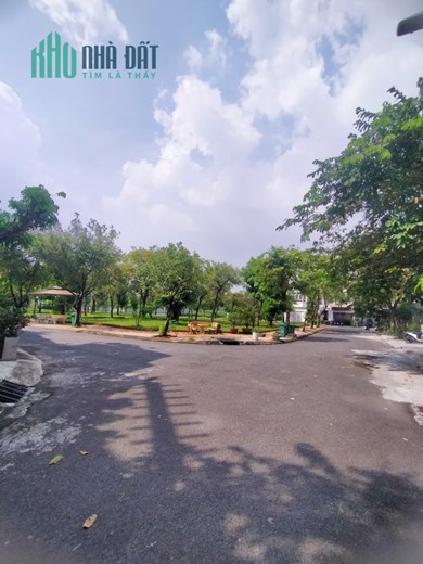 CHO THUÊ BIỆT THỰ KDC SADECO VEN SÔNG QUẬN 7