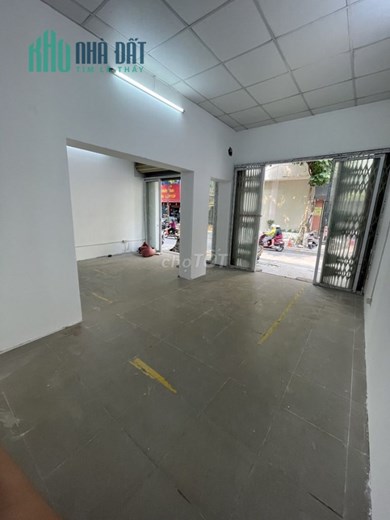Cho thuê cửa hàng mặt phố số 37J Lý Nam Đế (cách số 39 Lý Nam Đế 1 nhà), Hoàn Kiếm, Hà Nội