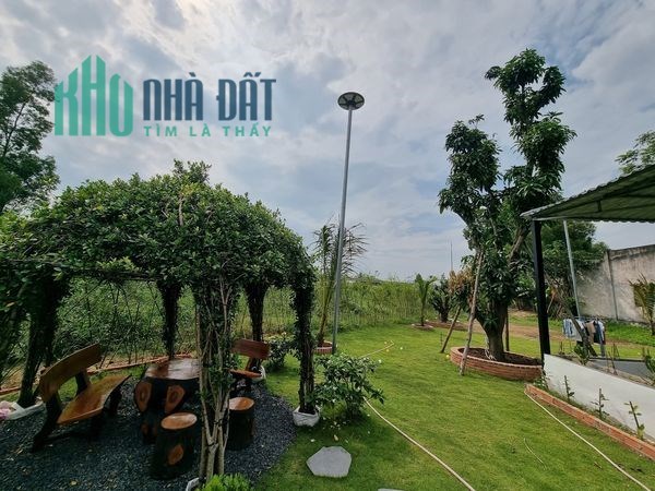 Villa lô Góc Đẹp như Tranh Vẽ 1271m2  Phước Thạnh Củ Chi TPHCM