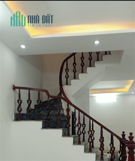 BÁN NHÀ NGỌC HỒI - HOÀNG MAI 50M2, 3 TẦNG, 4 NGỦ, GIÁ 3XX TỶ, Ô TÔ GẦN.