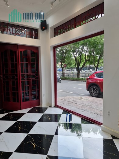 Nhà 3 tầng Góc 2MT đường Trường Sa, ngang 16,5m