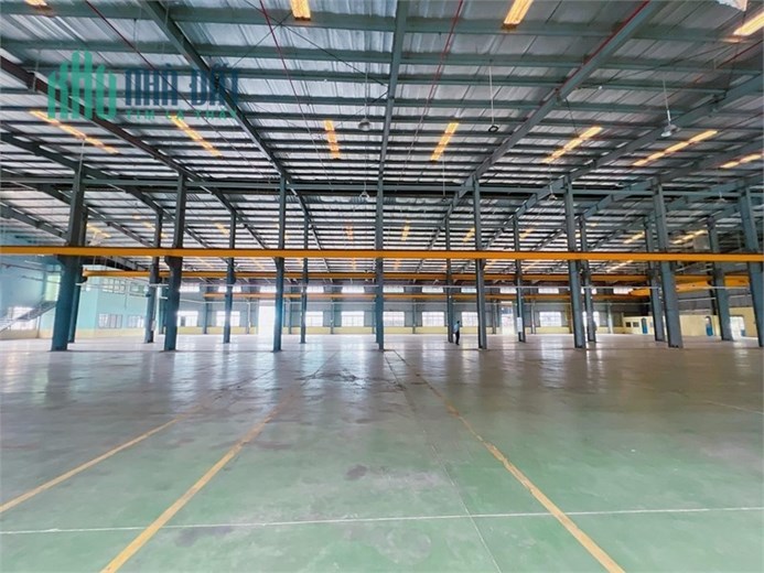 nhà xưởng sản xuất trong kcn cho thuê, SX công nghệ cao. vị trí thuận lợi gần QL1A